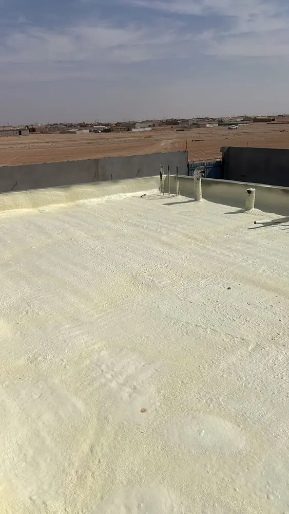 أعمال عزل مائي وحراري نفذها العازل للعزل الحديث في حائل - صورة 2